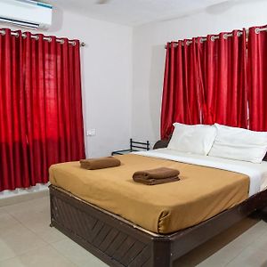 Budget Double Room Pod size
